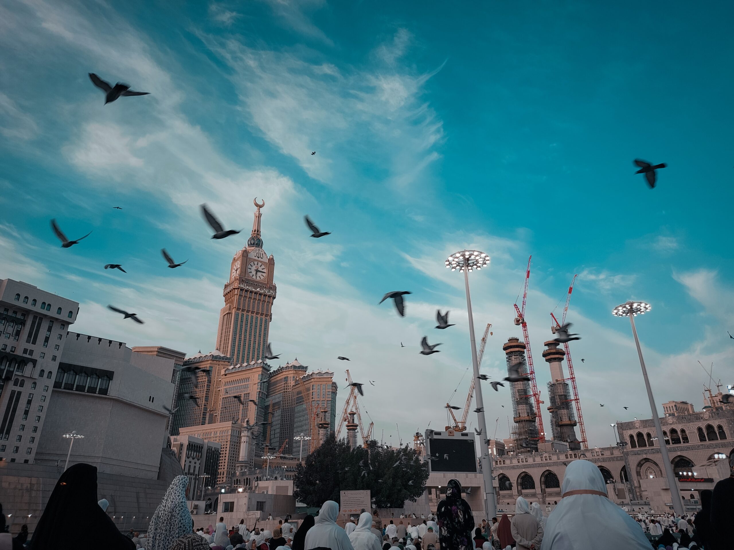 Makkah,,Saudi,Arabia,-,April,21,,2023:,Low,Angle,View